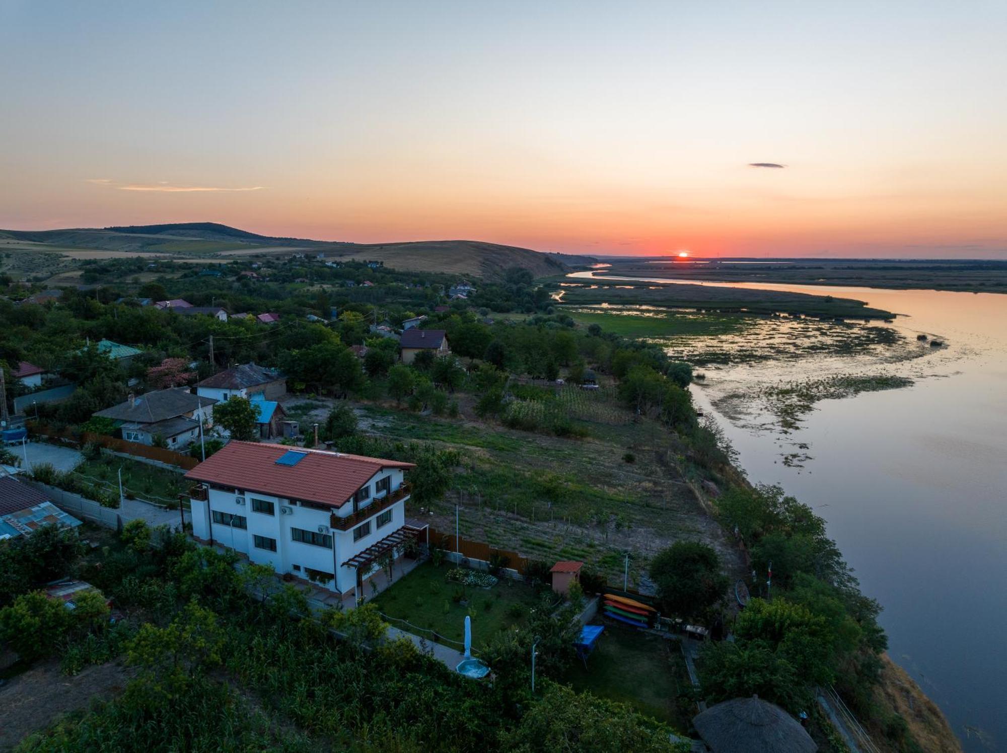 Laguna Nuferilor Habitat Somova Kültér fotó