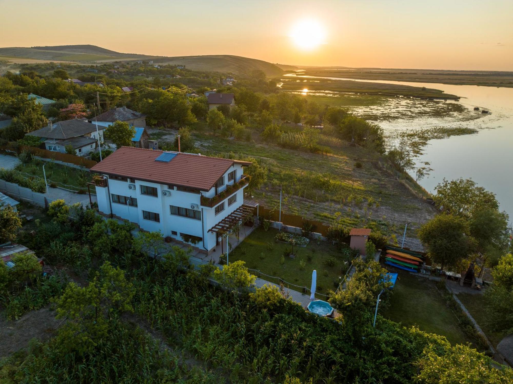 Laguna Nuferilor Habitat Somova Kültér fotó