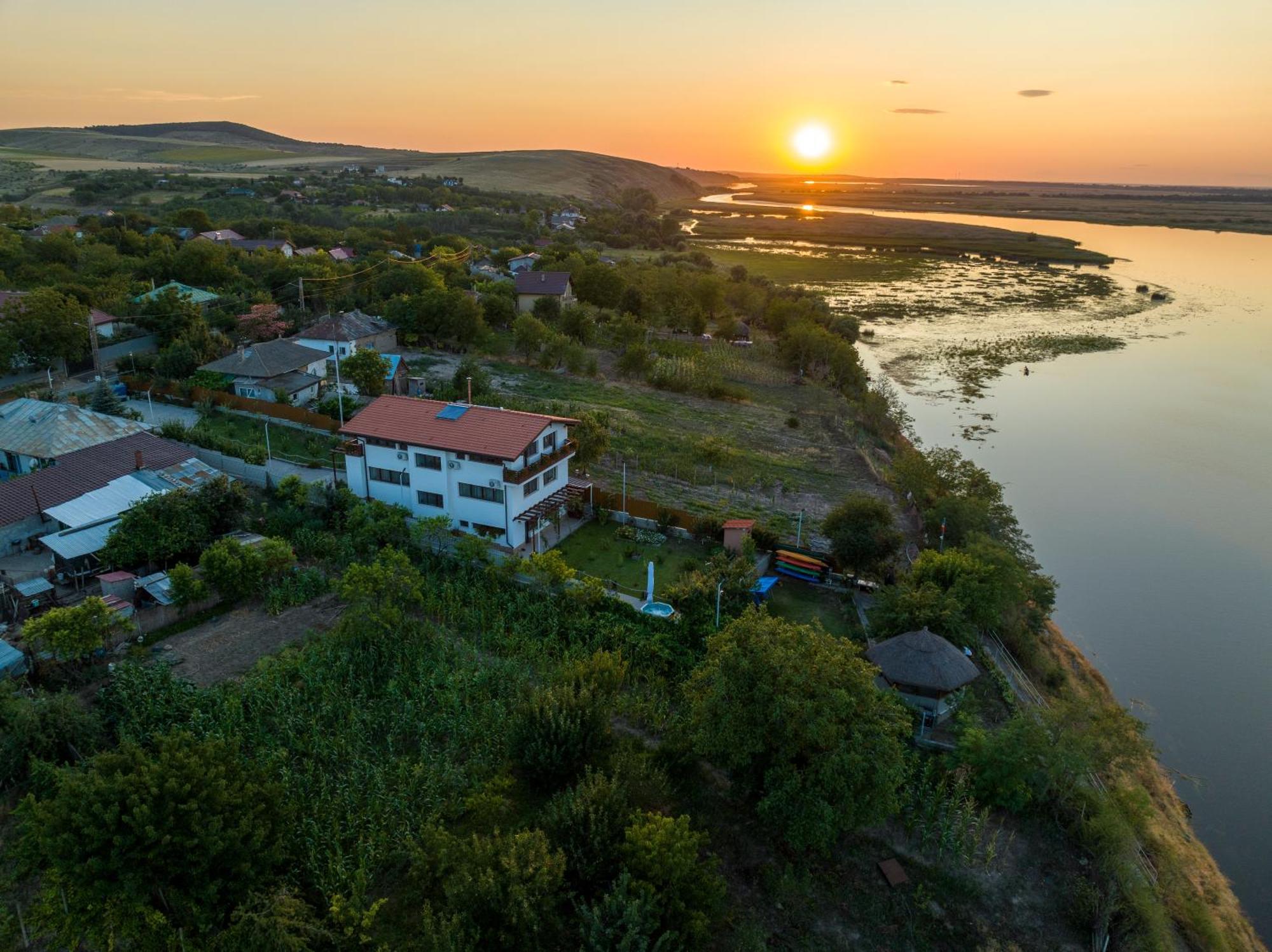 Laguna Nuferilor Habitat Somova Kültér fotó